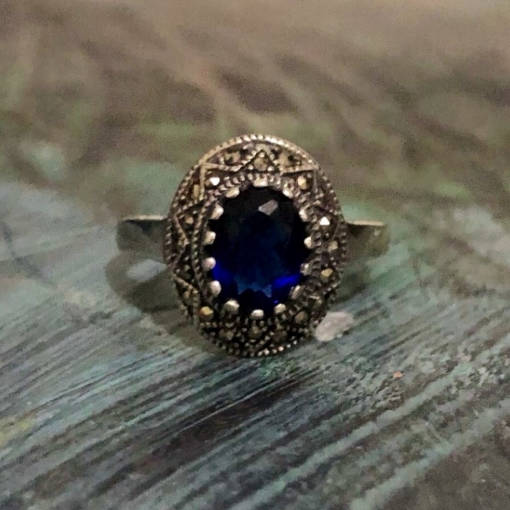 Vintage Maker OOP Sapphire Marcasite Sterling Silver Halo Statement Solitaire